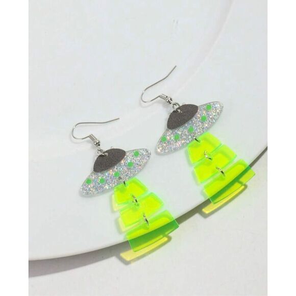 UFO Shaped Earrings - Picture 2 of 4